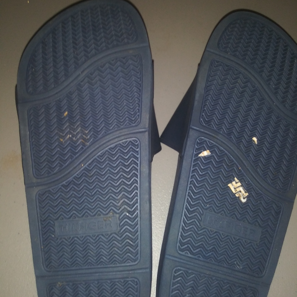 Sandals - Picture 2 of 3